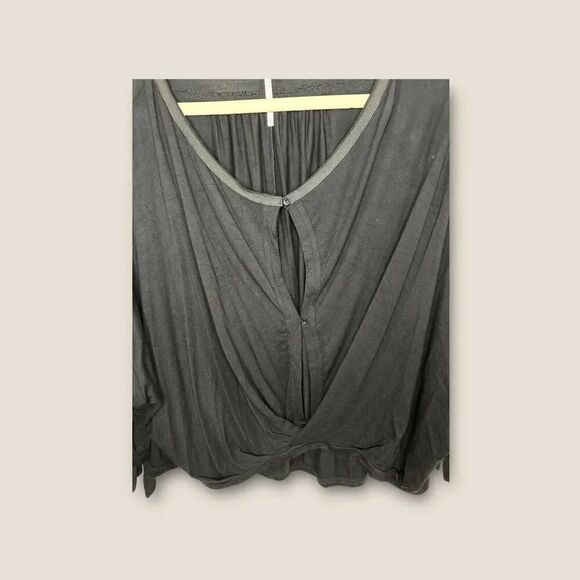 Free People Keeping On Cutout Blouse Black Size Medium - Picture 4 of 7
